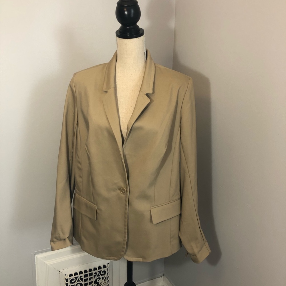 NWT Lane Bryant Khaki Blazer Size 18